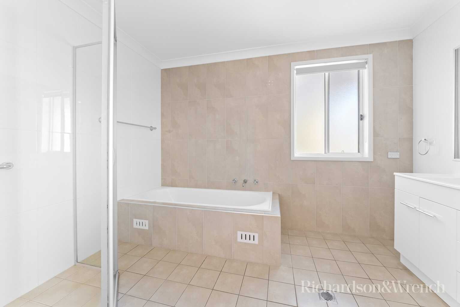 3/7 Farnell Road Woy Woy