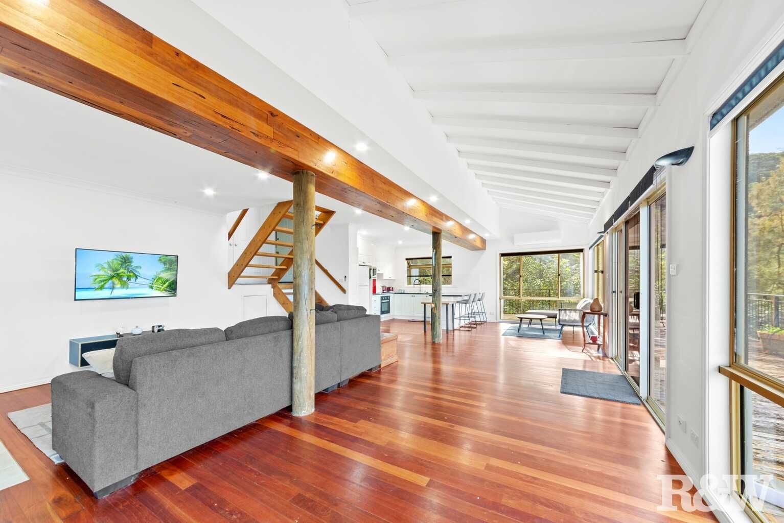 8 Timbertop Drive Umina Beach 8 Timbertop Drive Umina Beach