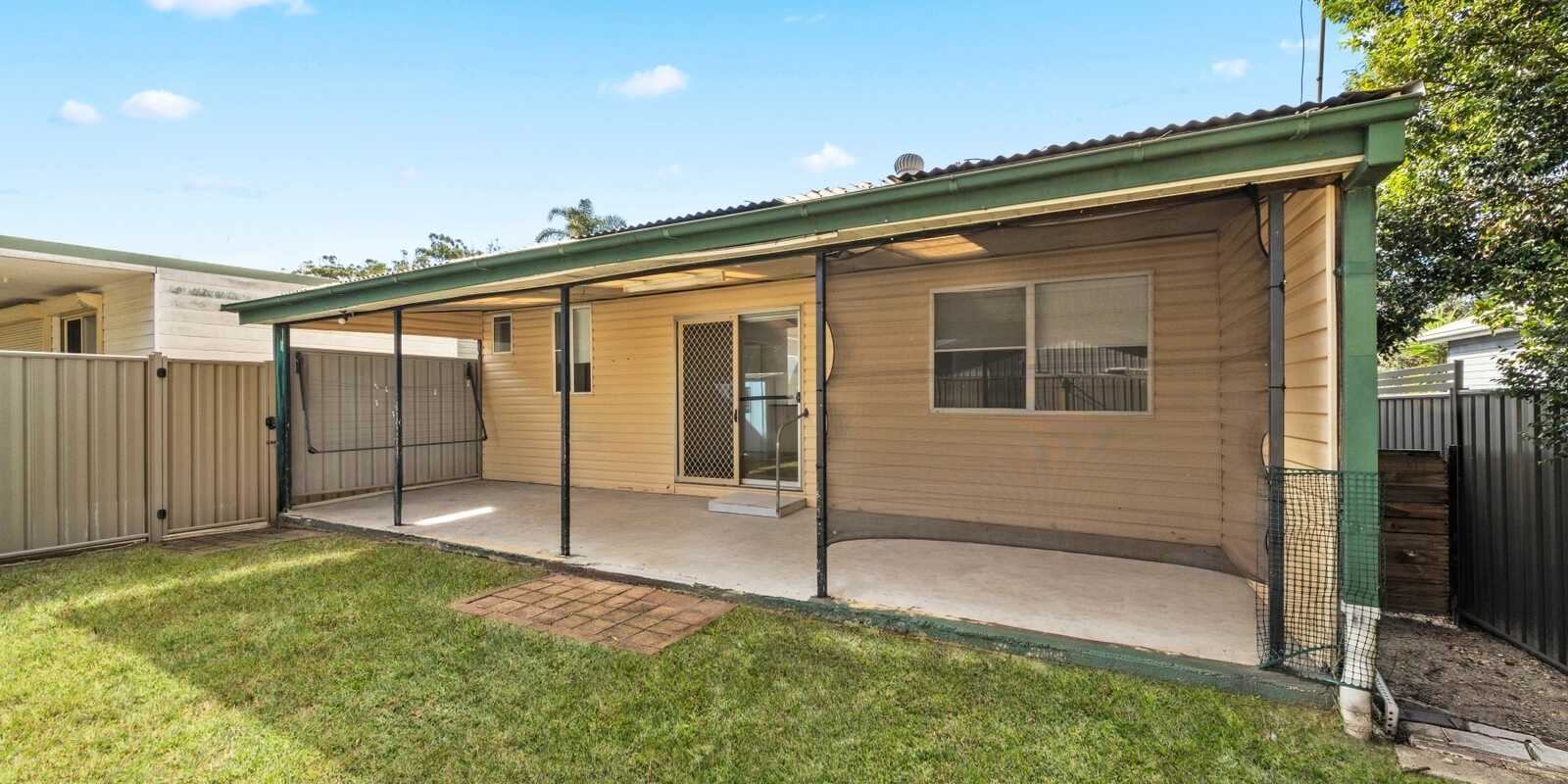 19 Banksia Street Ettalong Beach 19 Banksia Street Ettalong Beach