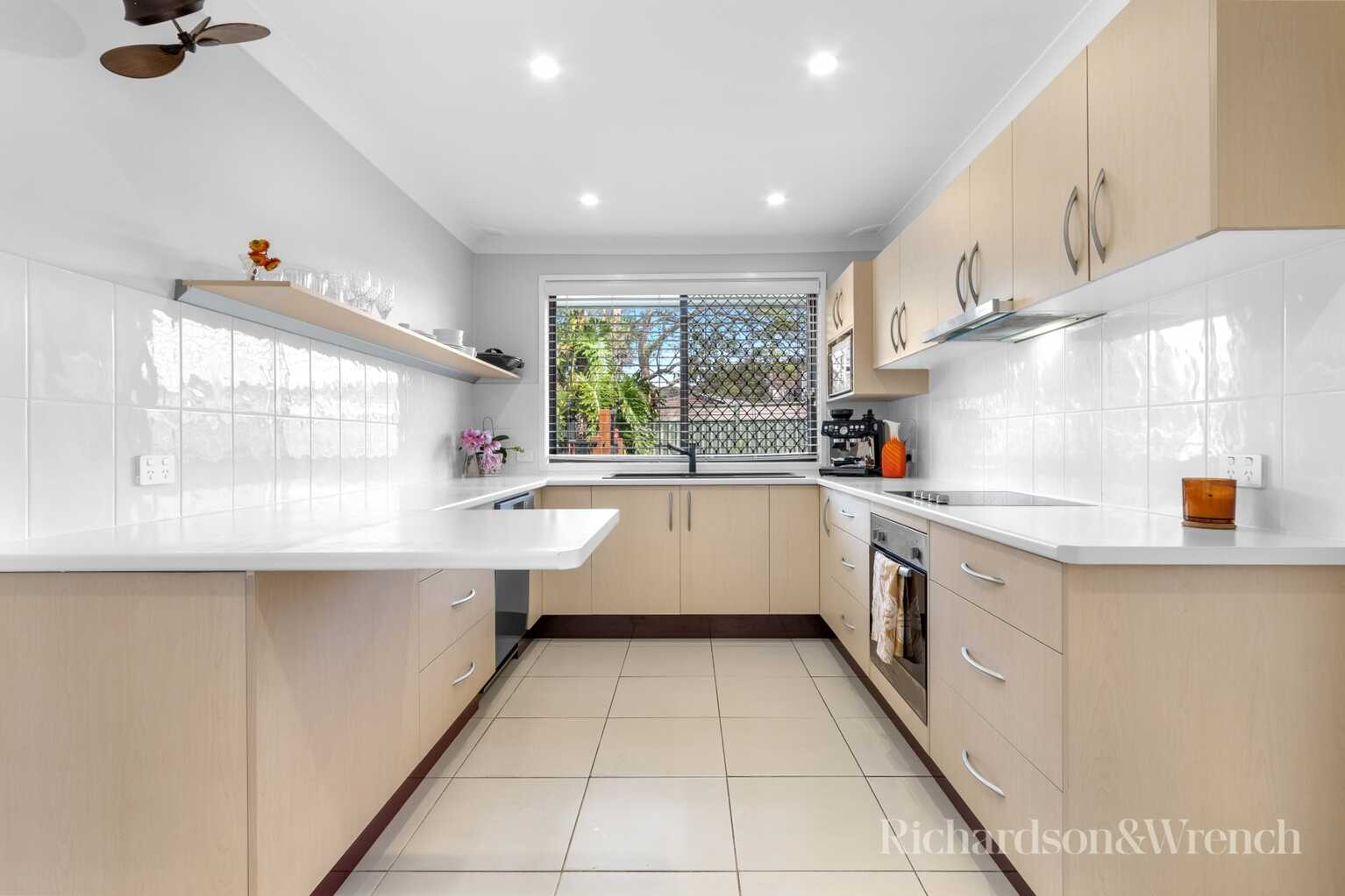16 Jasmine Place Umina Beach 16 Jasmine Place Umina Beach