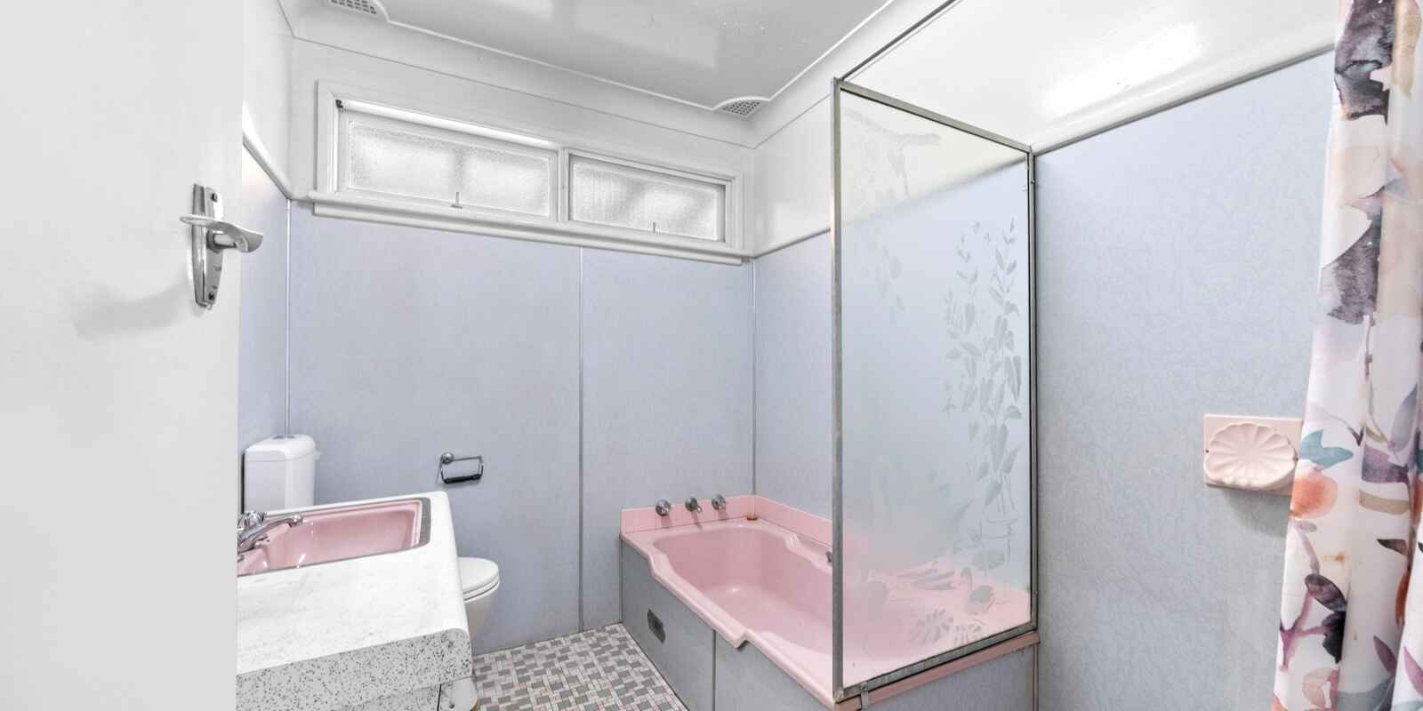 24 Camellia Circle Woy Woy