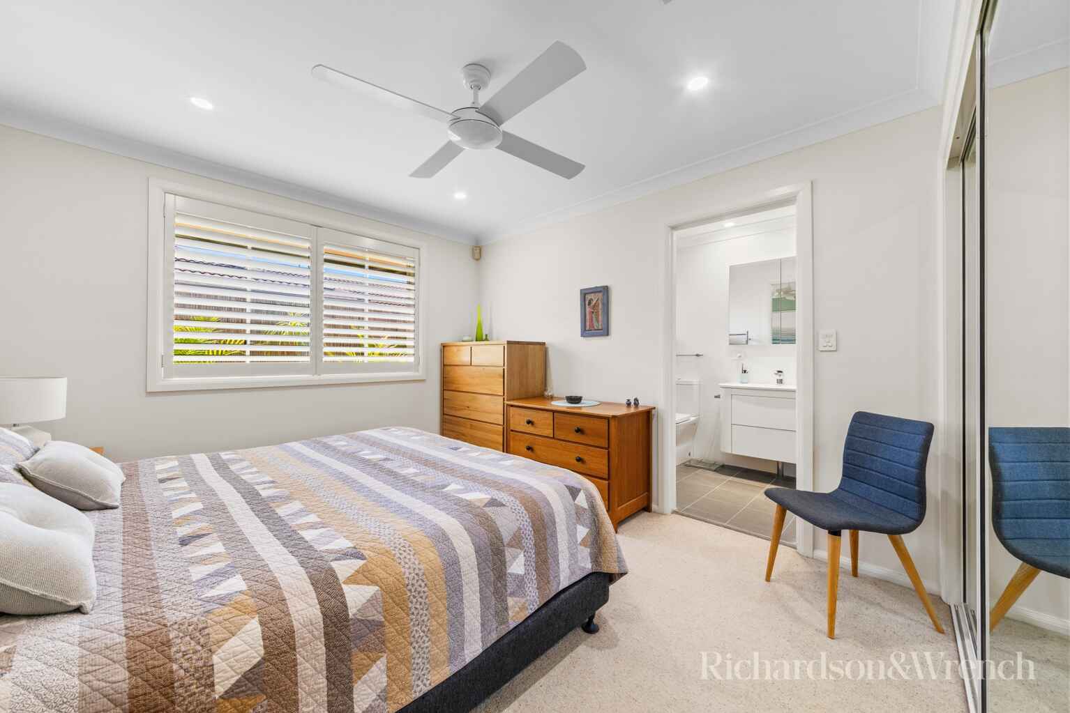 8 Telopea Street Booker Bay 8 Telopea Street Booker Bay