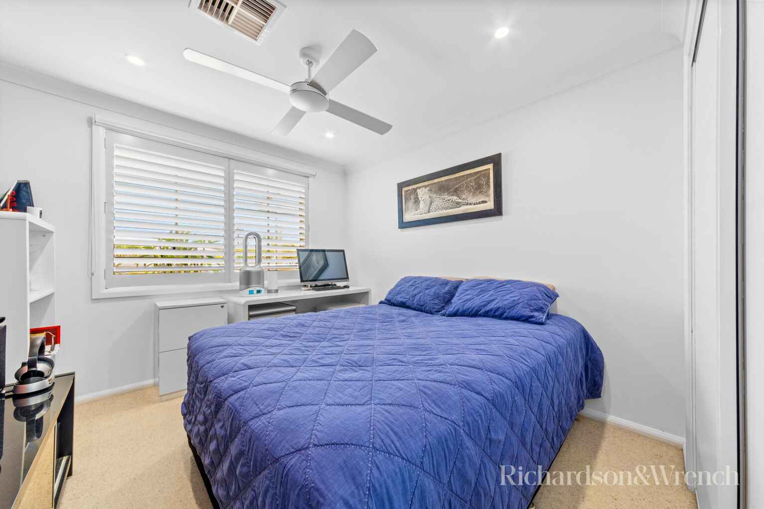 8 Telopea Street Booker Bay 8 Telopea Street Booker Bay