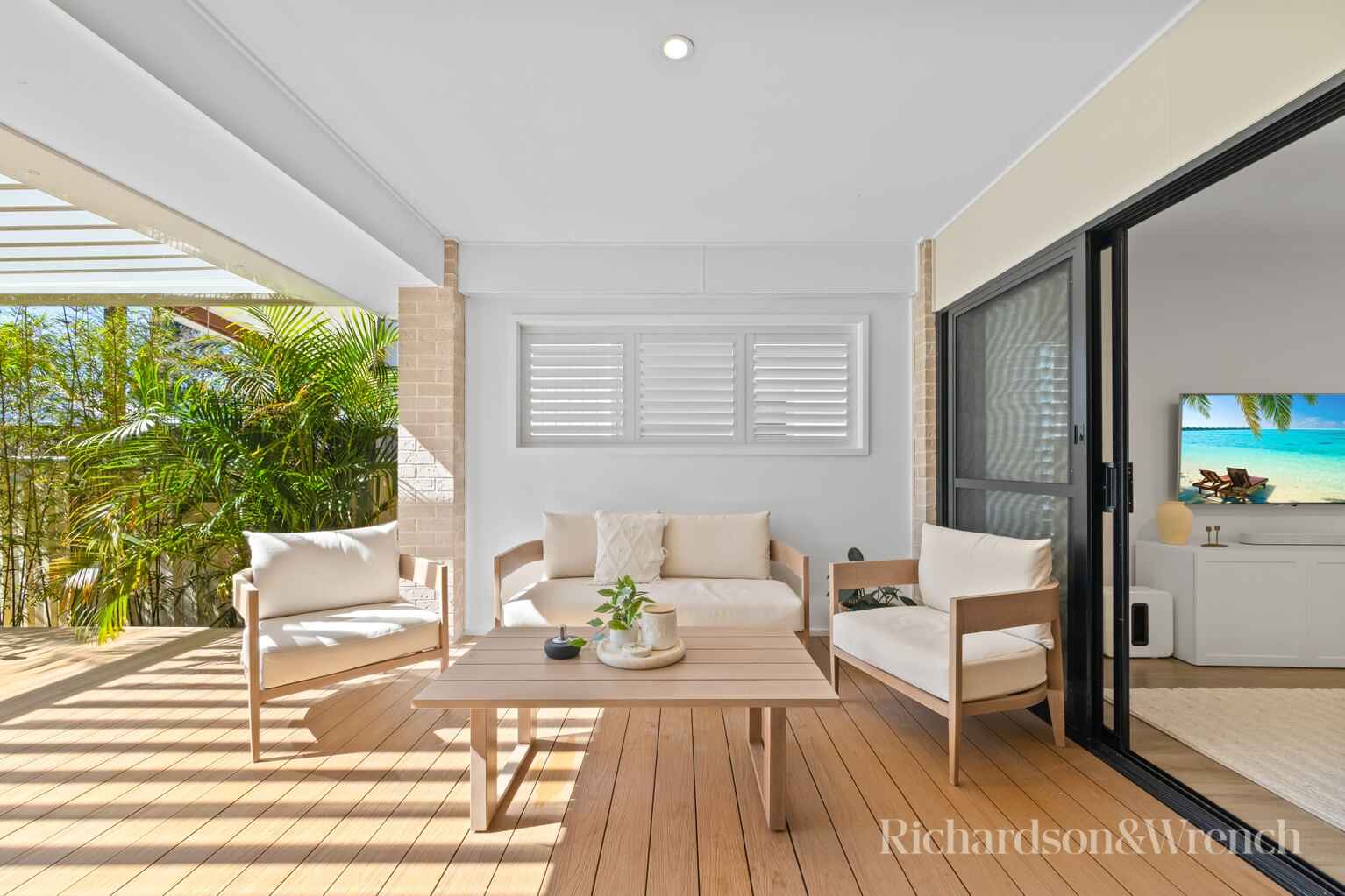 26 Davis Street Booker Bay