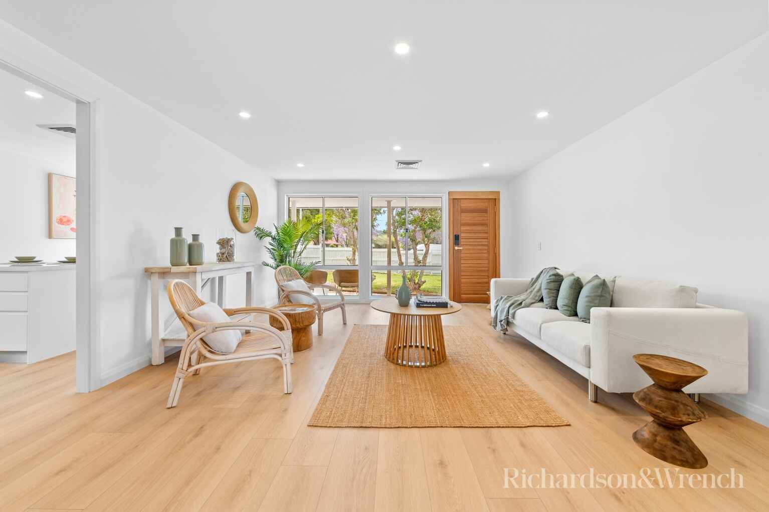 9 Nambucca Drive Woy Woy