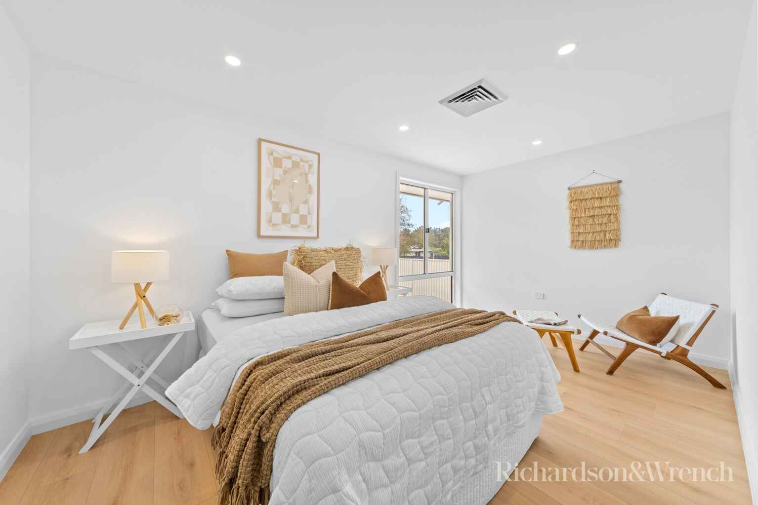 9 Nambucca Drive Woy Woy