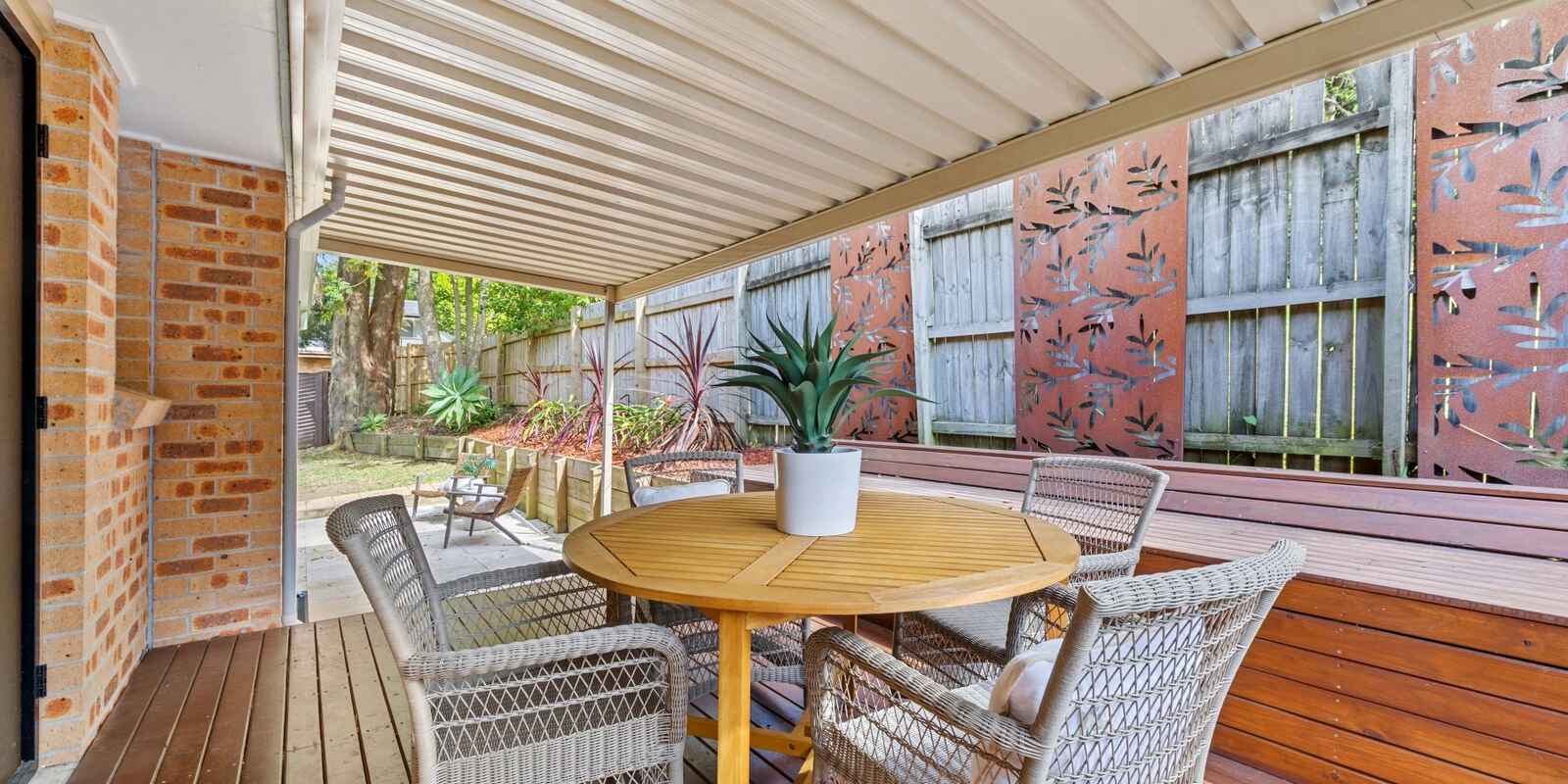 22 Warrawilla Road Wyoming 22 Warrawilla Road Wyoming