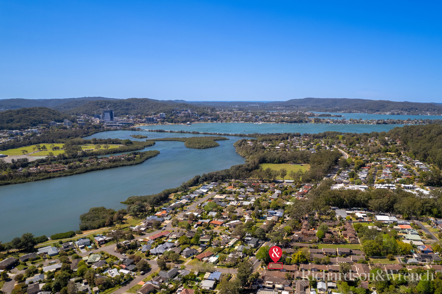 1/223-225 Brisbane Water Drive Point Clare