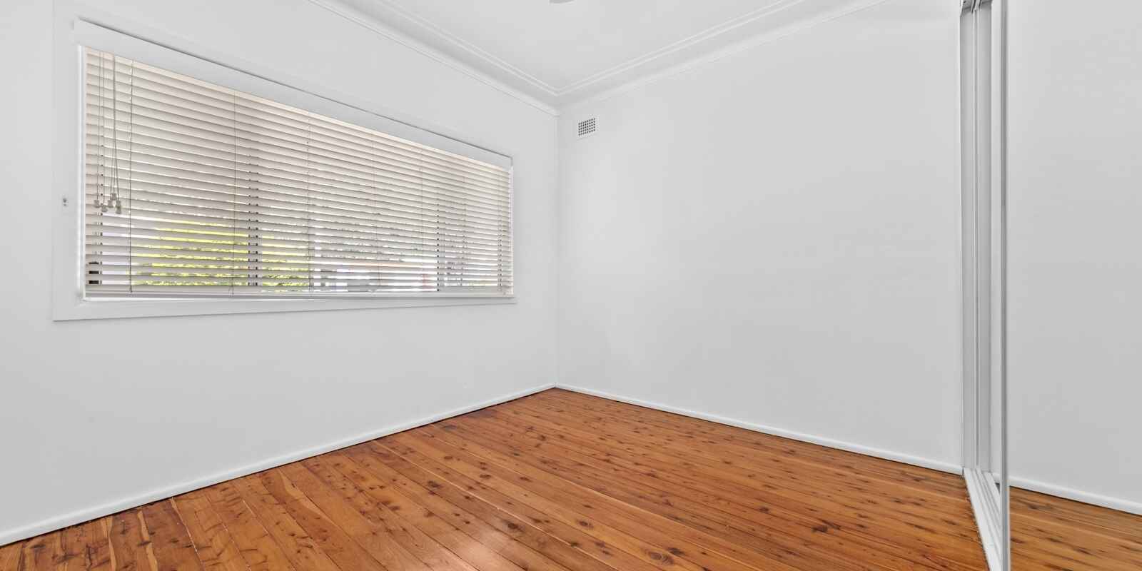 57 Memorial Avenue Blackwall