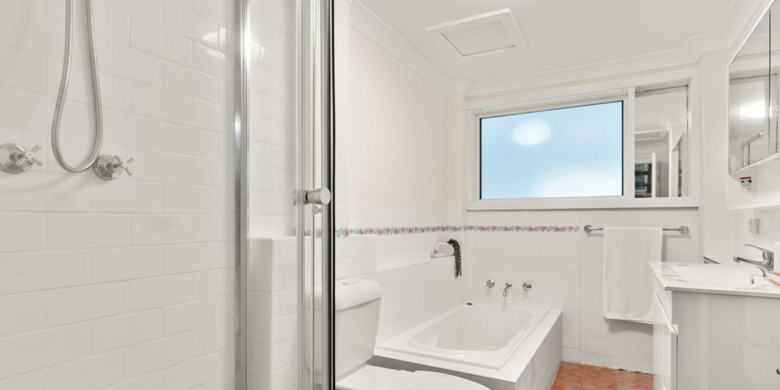 6 Lexington Parade Green Point