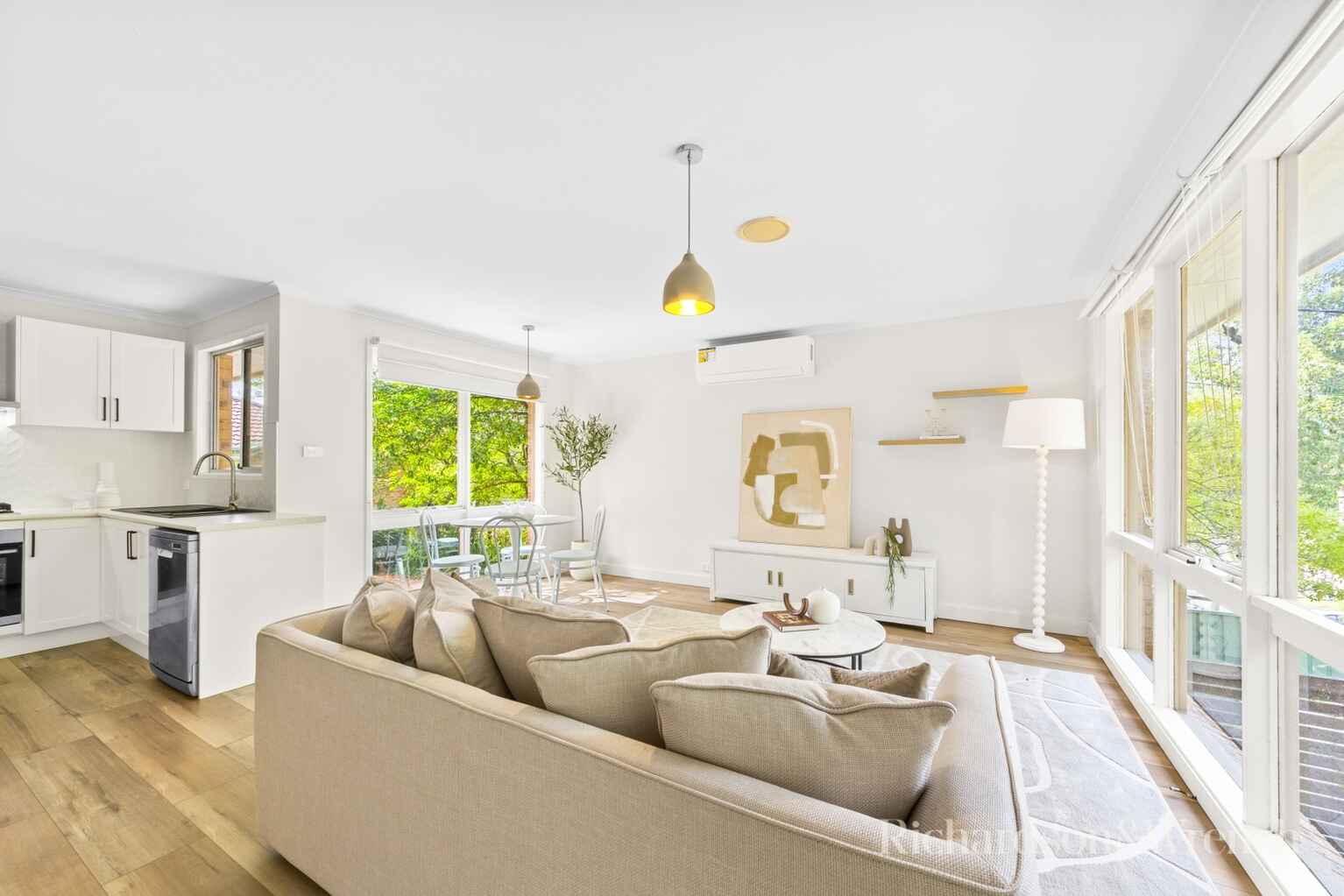 22 Warrawilla Road Wyoming