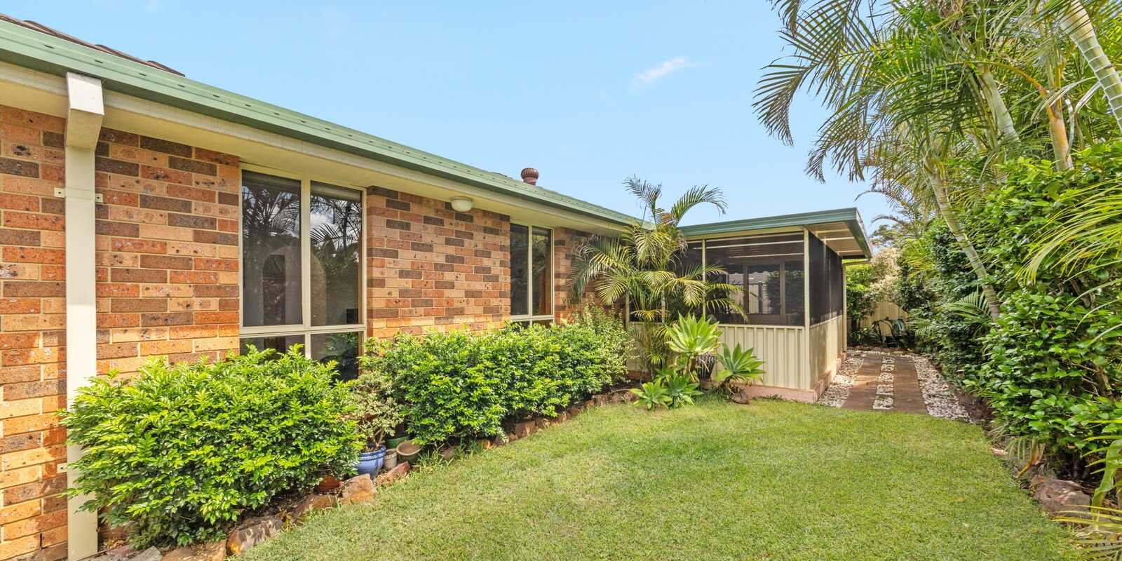 2/7 Piper Street Woy Woy