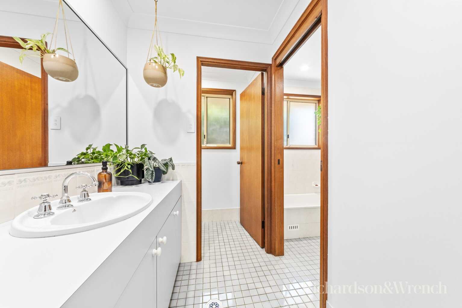 2/7 Piper Street Woy Woy