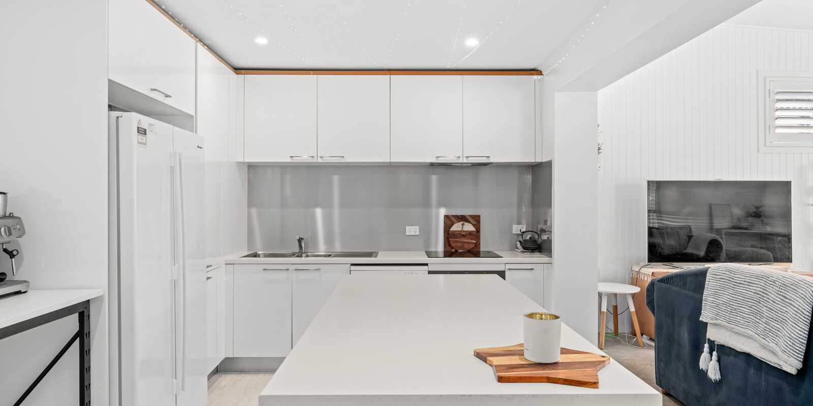 14 Victory Parade Tascott 14 Victory Parade Tascott