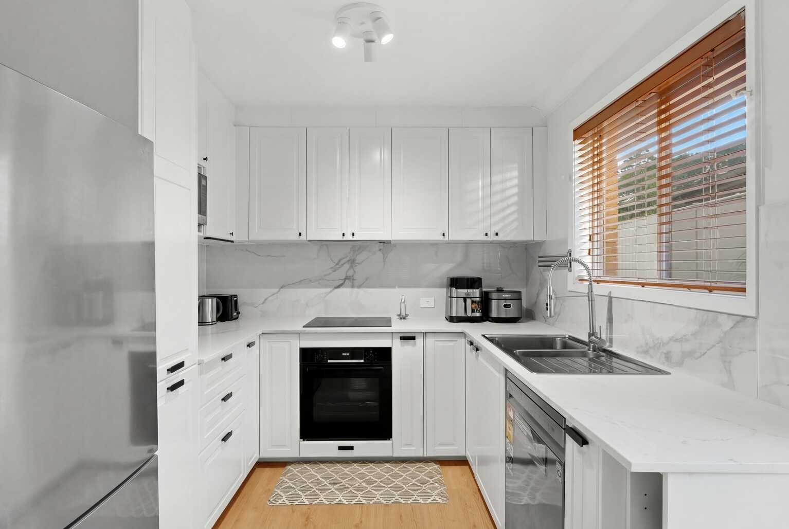 2 Genoa Place Tascott