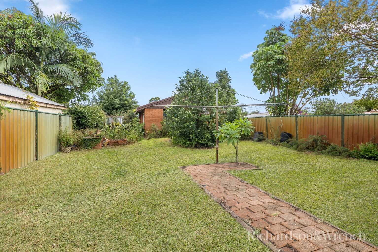 79 MacKenzie Avenue Woy Woy 79 MacKenzie Avenue Woy Woy