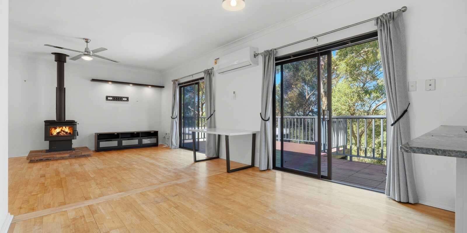 101 The Broadwaters Tascott