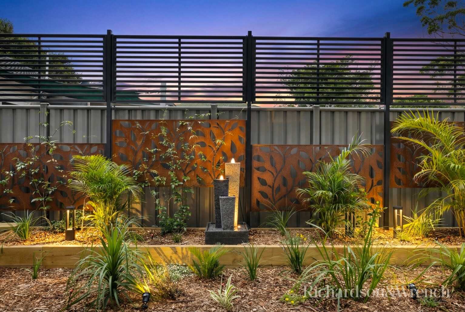 2&5/48-50 Gallipoli Avenue Blackwall