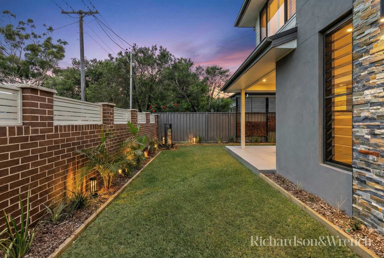 2&5/48-50 Gallipoli Avenue Blackwall