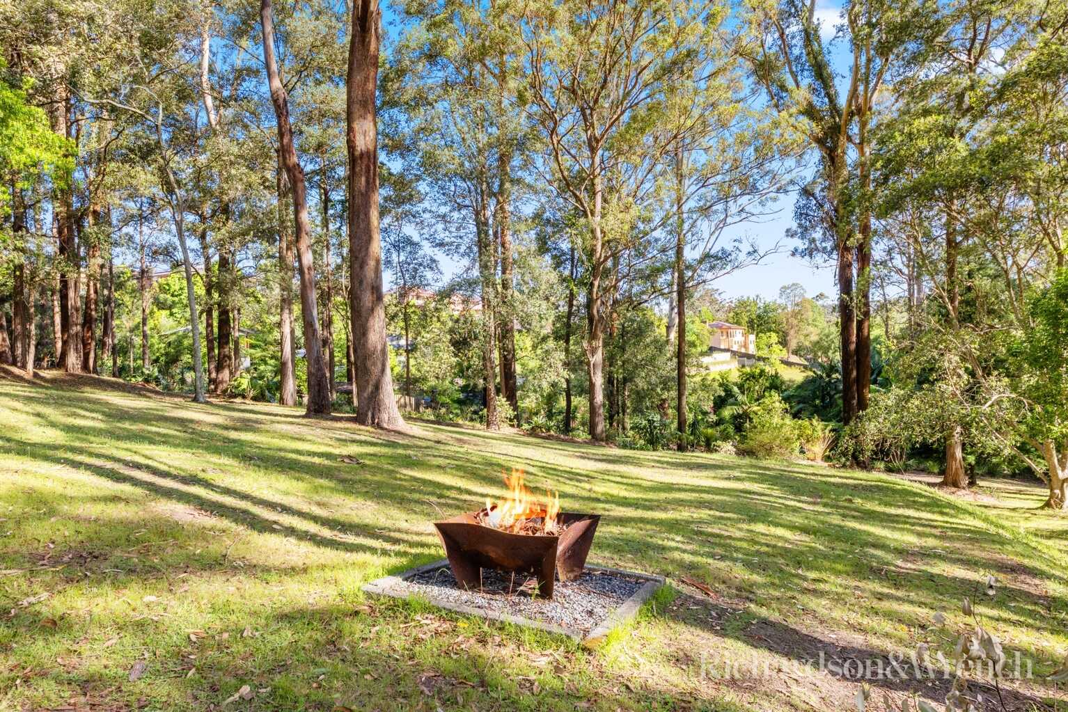 35 Meadow Road Springfield 35 Meadow Road Springfield