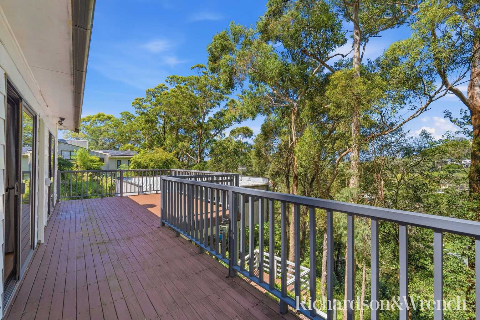 101 The Broadwaters Tascott