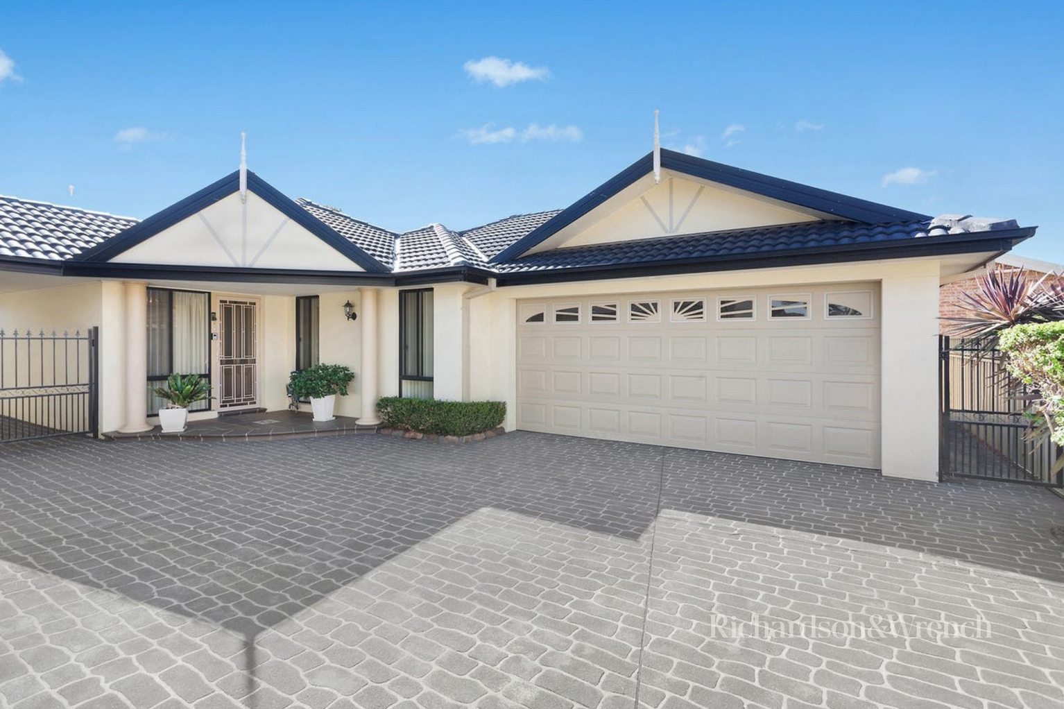 4/9 Victoria Rd Woy Woy