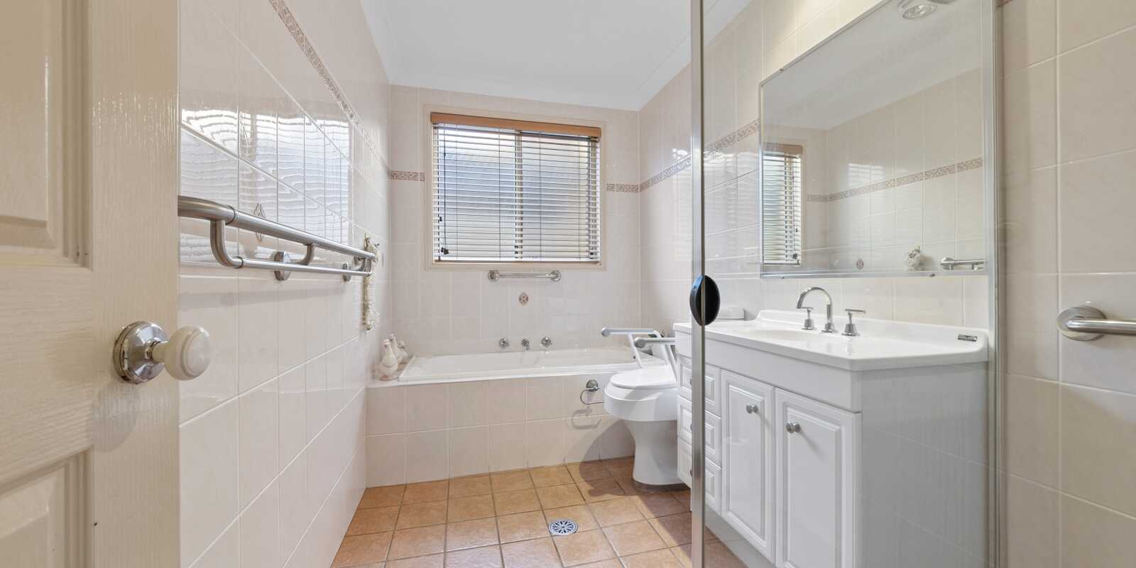 1/164 Blackwall Road Woy Woy