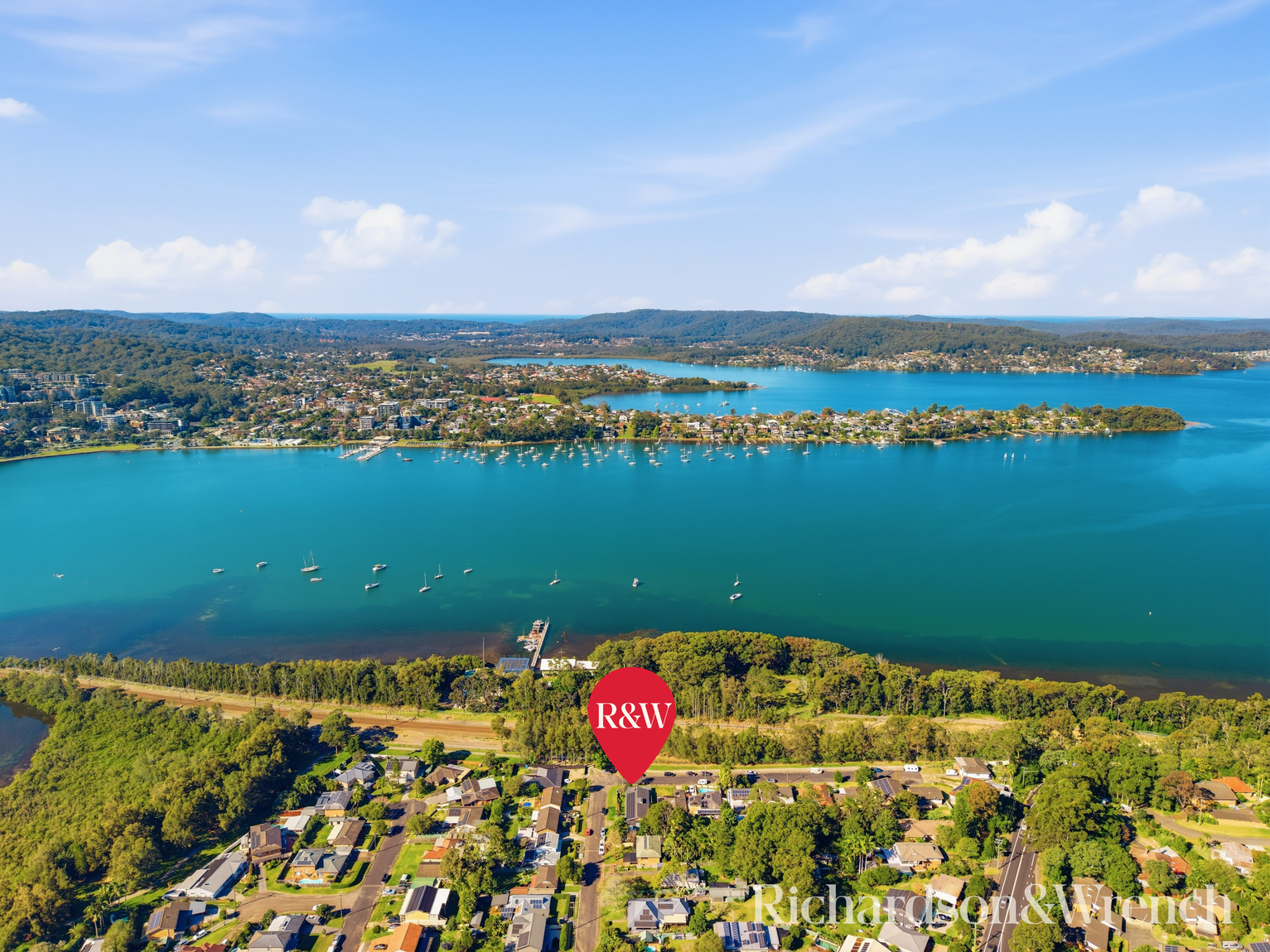 22 Jindalee Avenue Point Clare