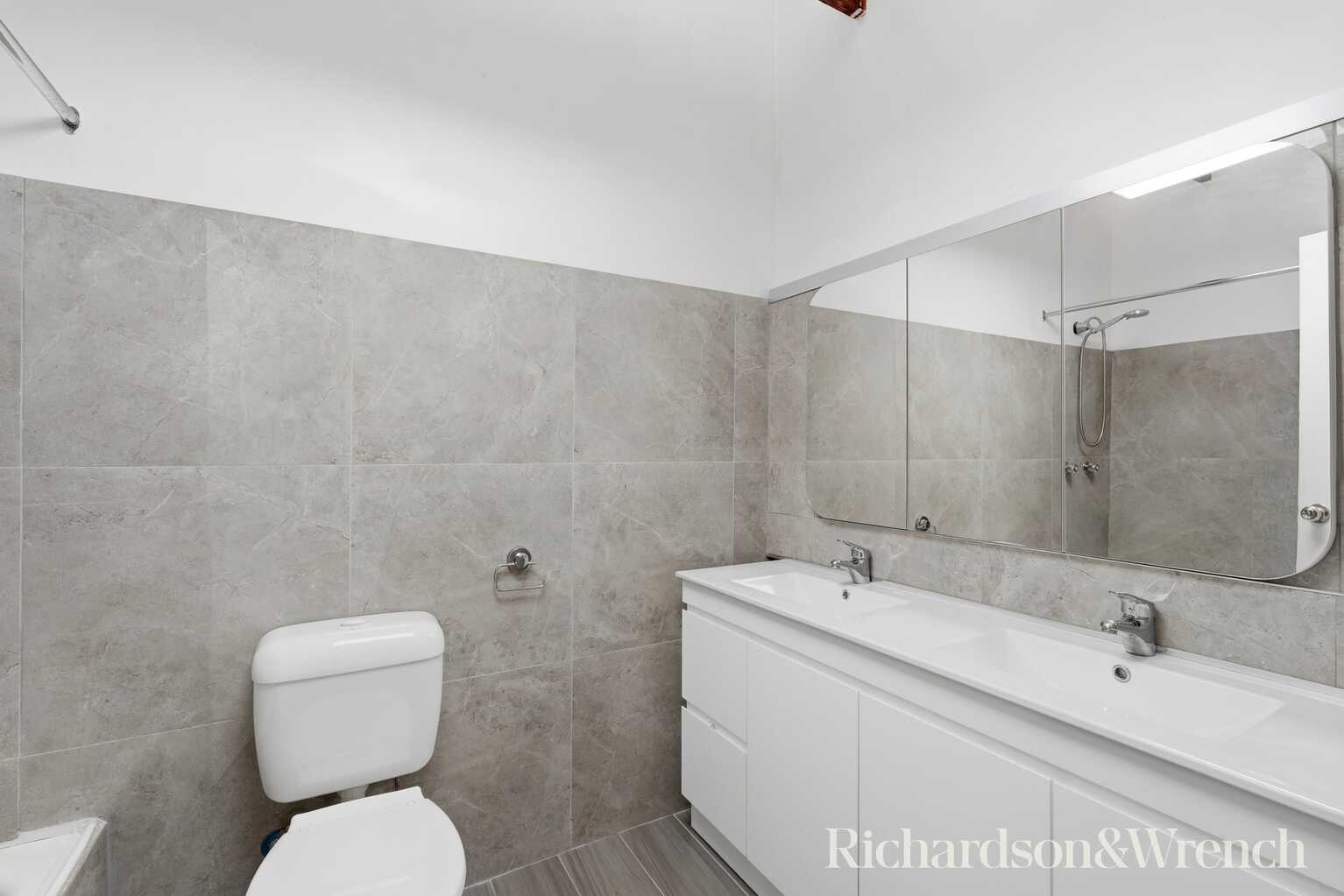 22 Jindalee Avenue Point Clare
