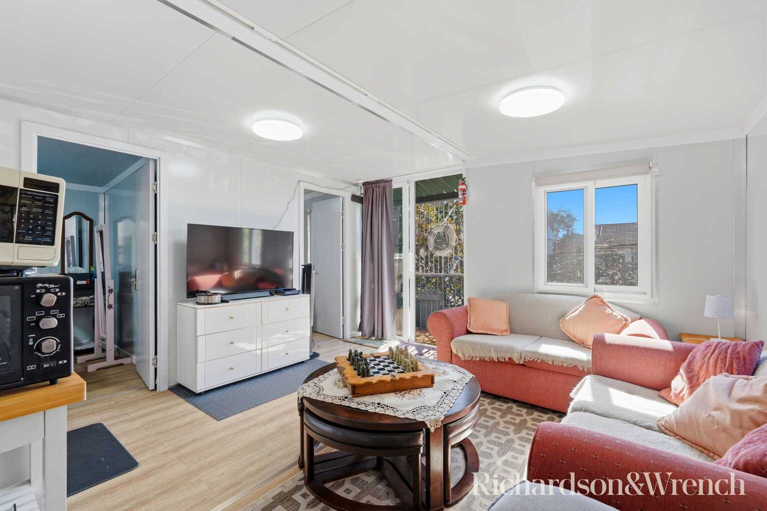 22 Jindalee Avenue Point Clare