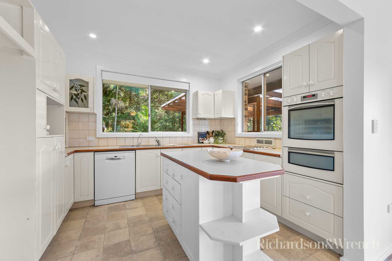 26 Homan Close Umina Beach 26 Homan Close Umina Beach