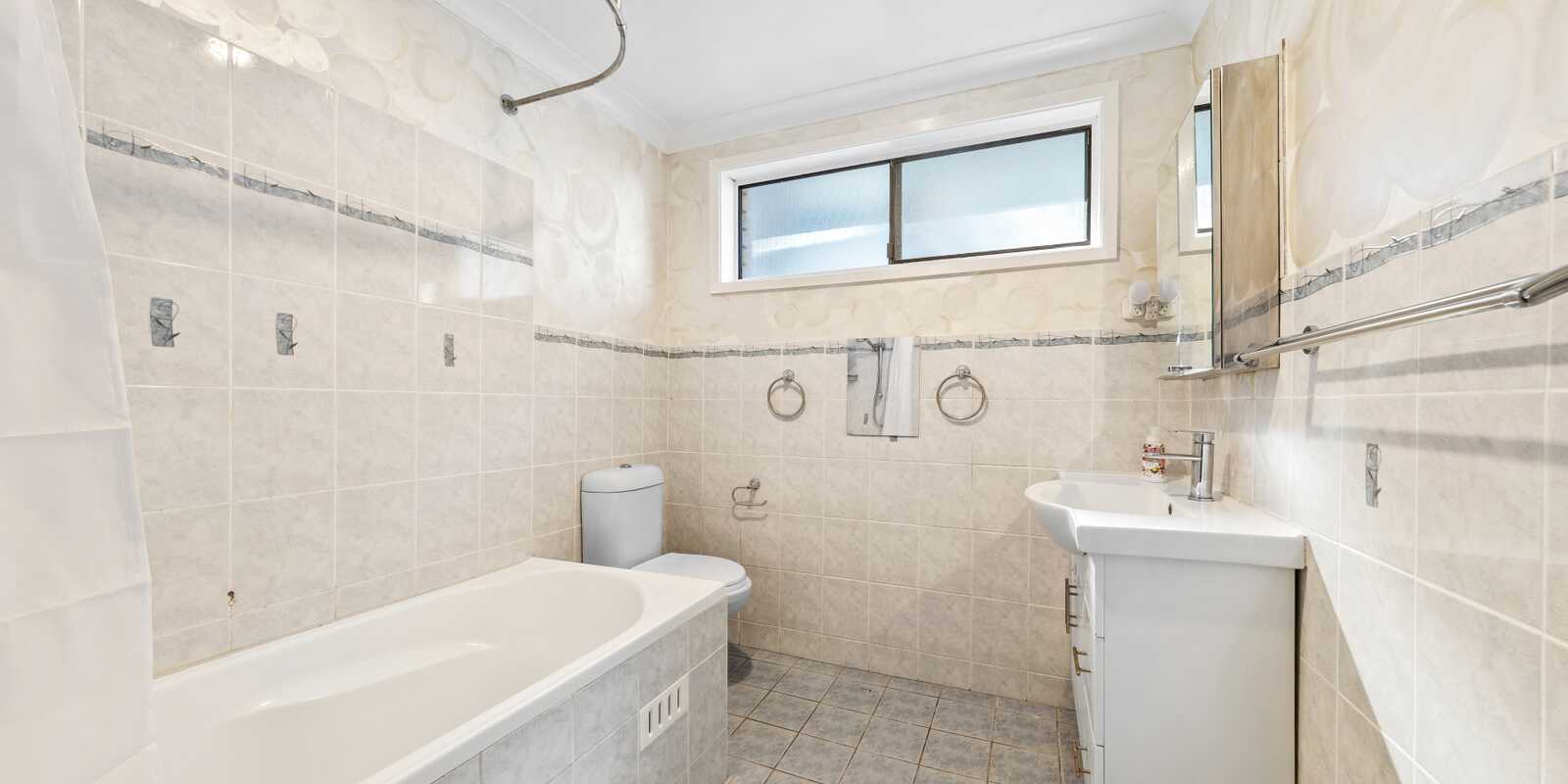 33 Sylvania Road Umina Beach 33 Sylvania Road Umina Beach