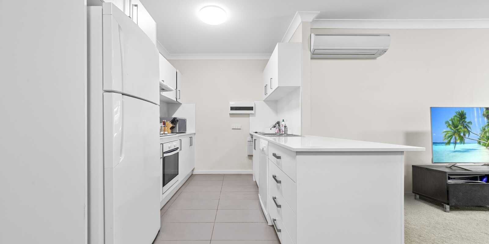 14/293-295 Mann Street Gosford