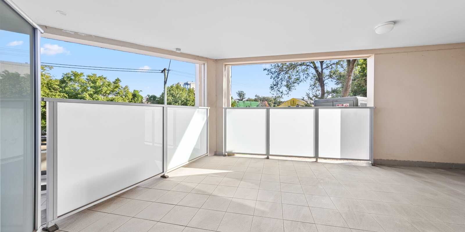 14/293-295 Mann Street Gosford