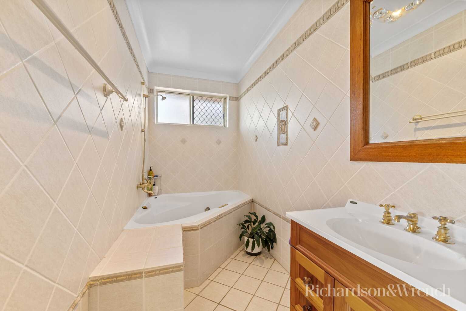 30 Sorrento Road Empire Bay