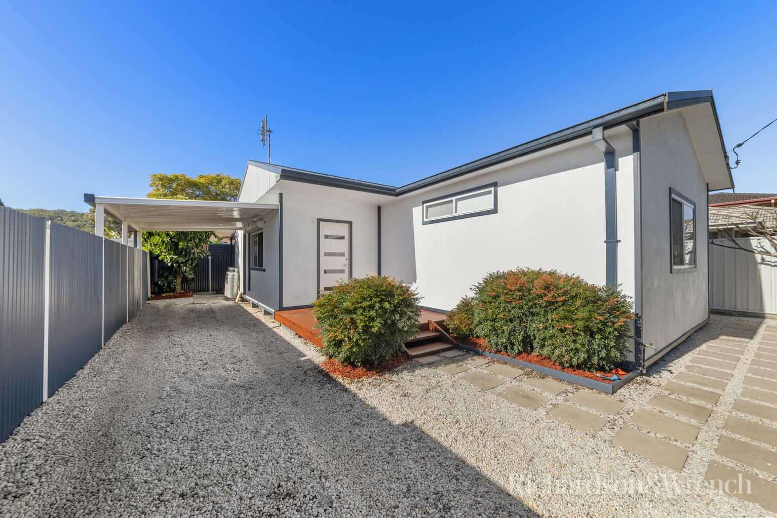 116 Trafalgar Avenue Umina Beach 116 Trafalgar Avenue Umina Beach