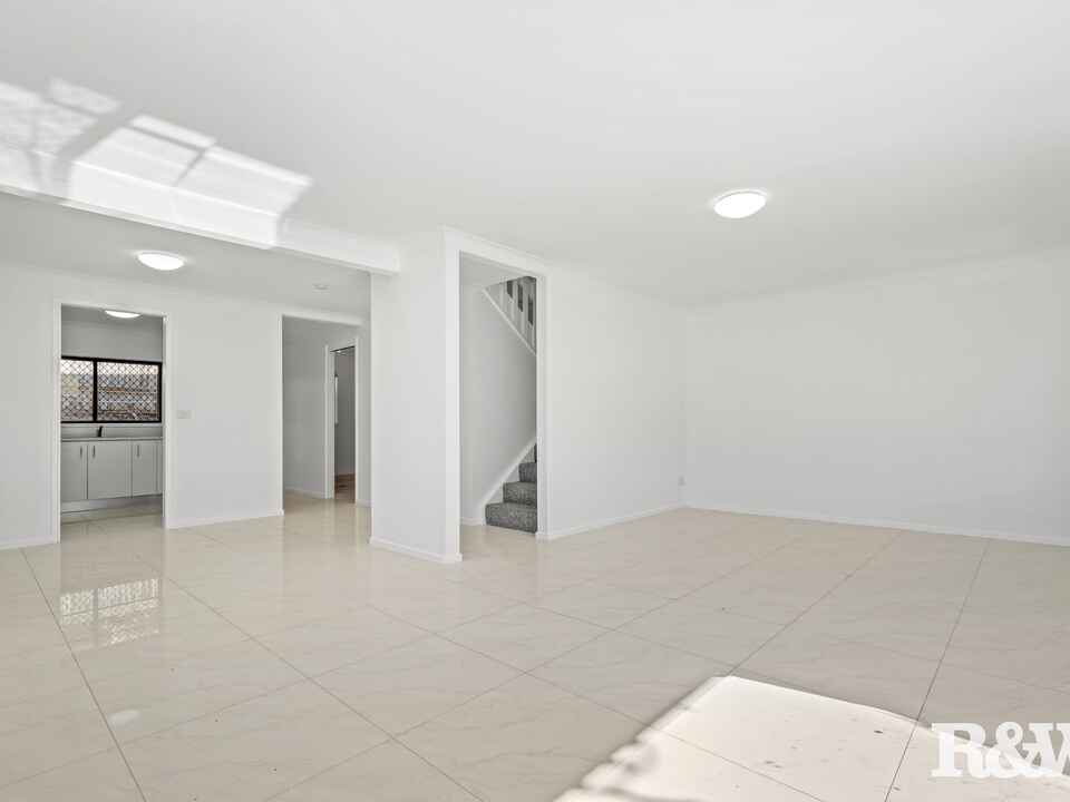 2/15 Kurrawa Avenue Point Clare