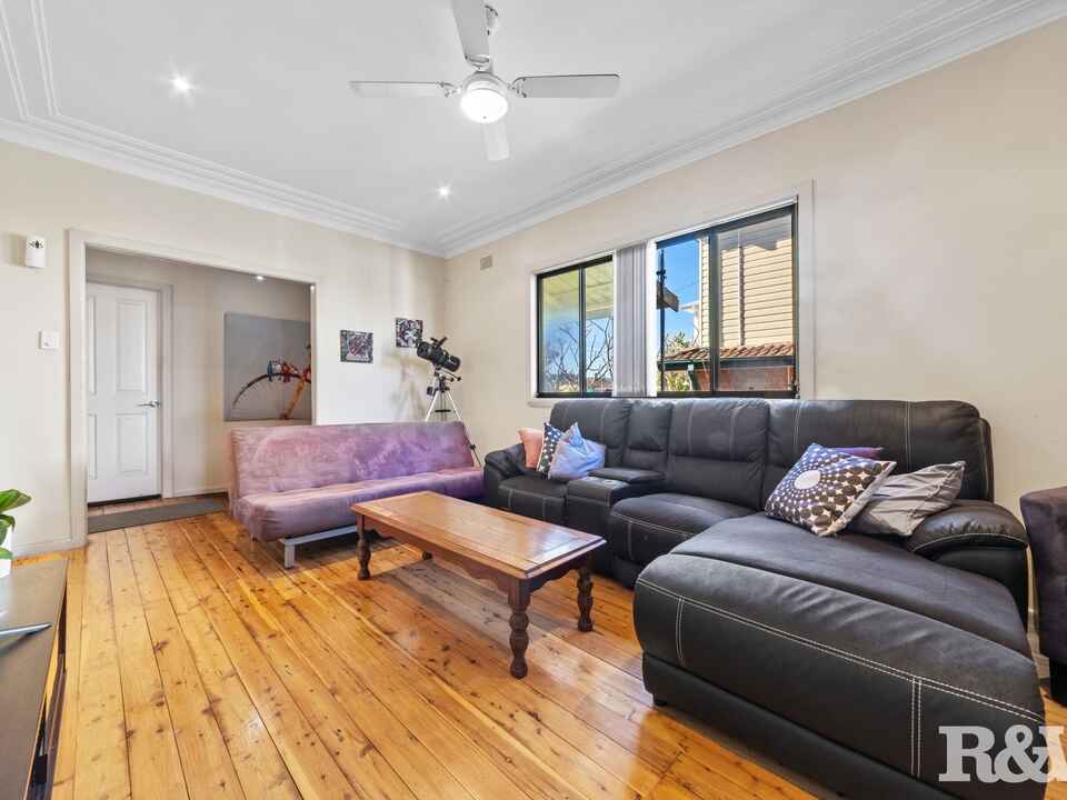 22 Burrawang Street Ettalong Beach