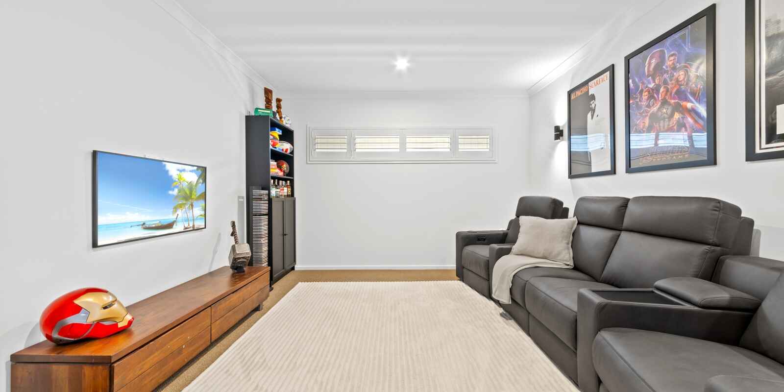 26 Davis Street Booker Bay 26 Davis Street Booker Bay