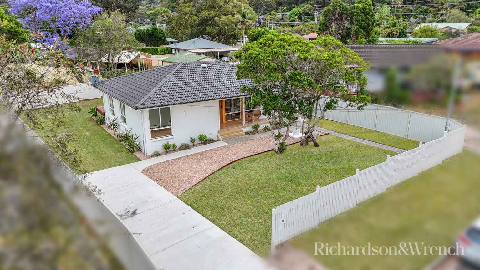 9 Nambucca Drive Woy Woy