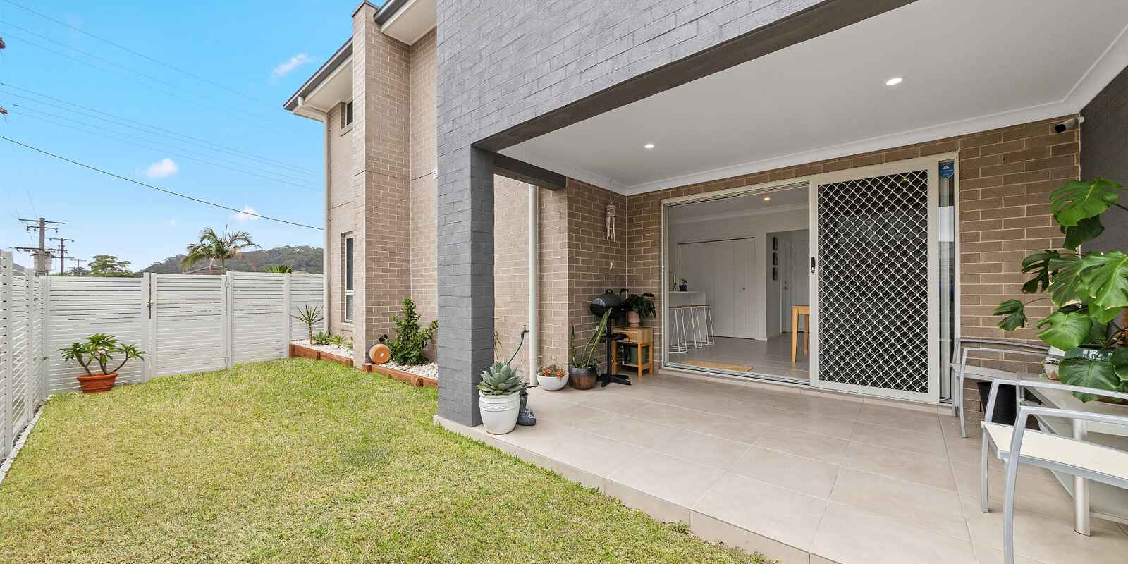 1/139 Barrenjoey Road Ettalong Beach