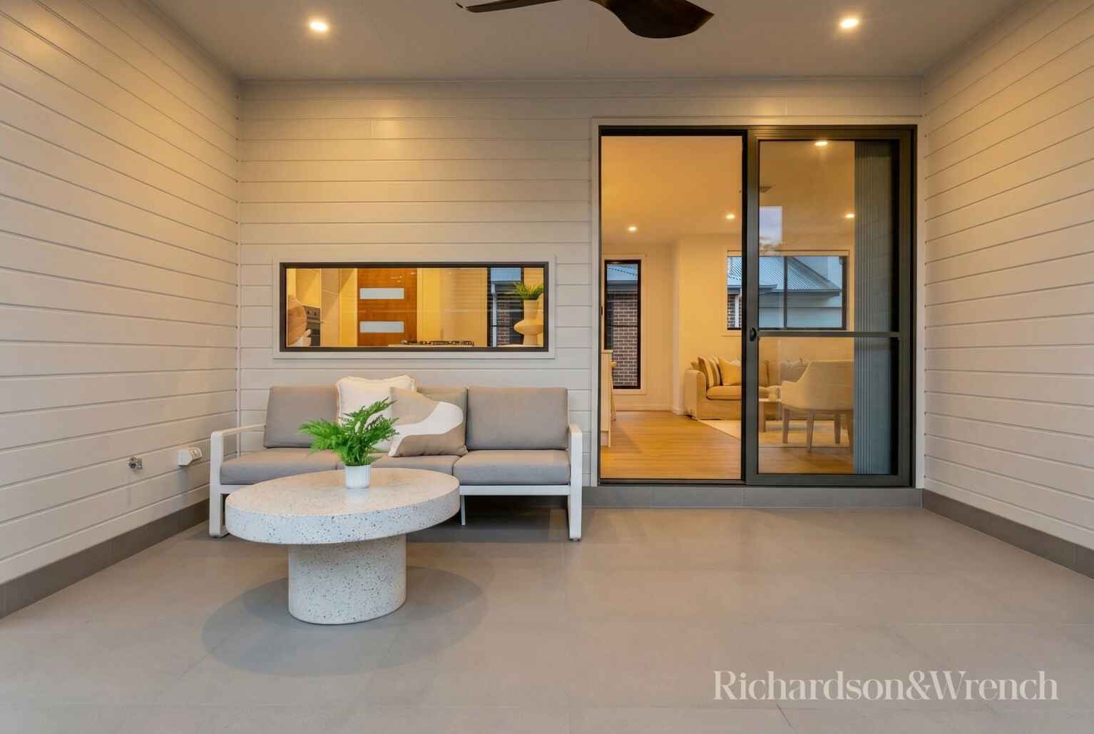 2&5/48-50 Gallipoli Avenue Blackwall