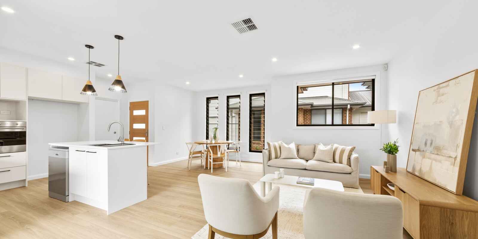 2&5/48-50 Gallipoli Avenue Blackwall