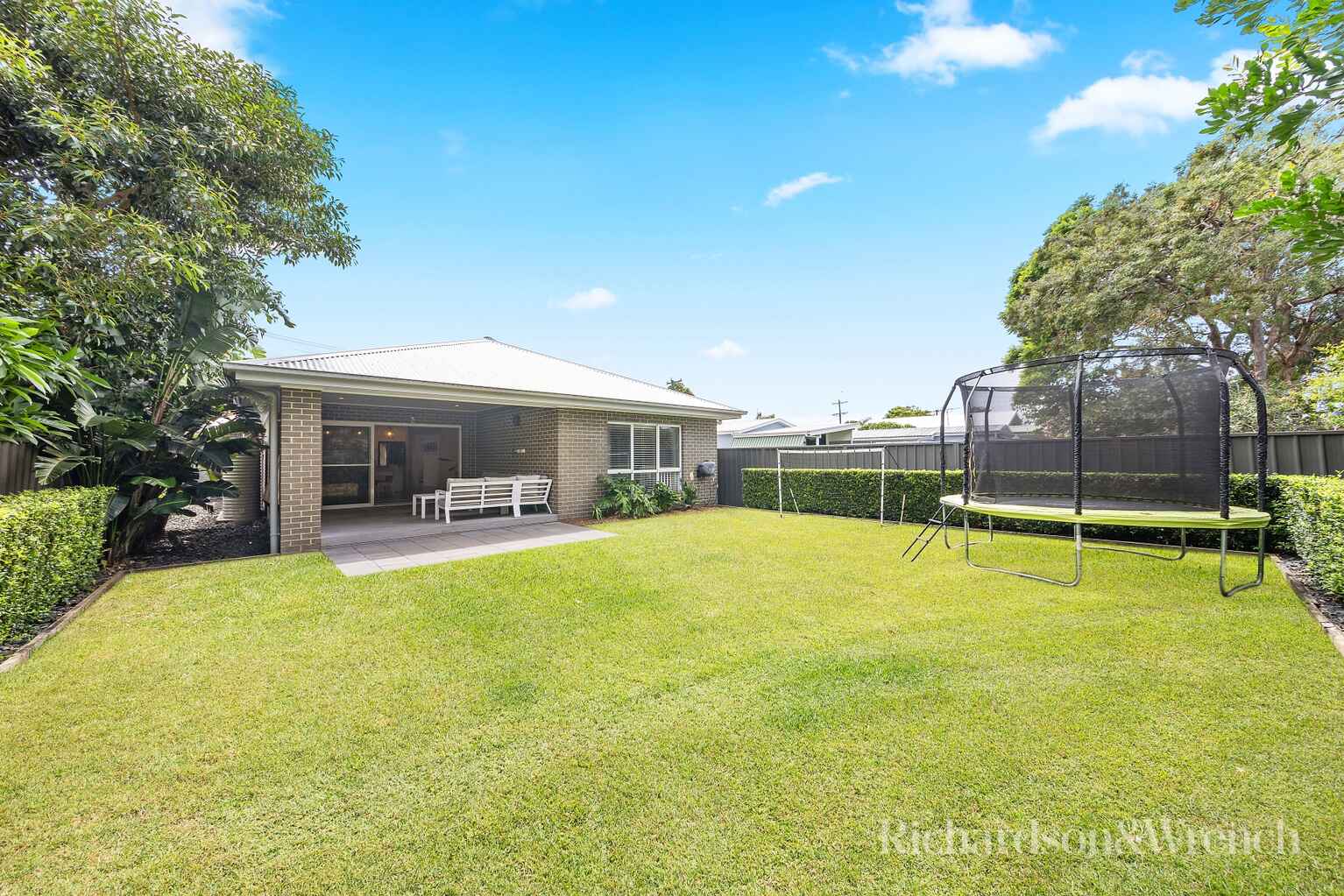 86 McEvoy Avenue Umina Beach 86 McEvoy Avenue Umina Beach