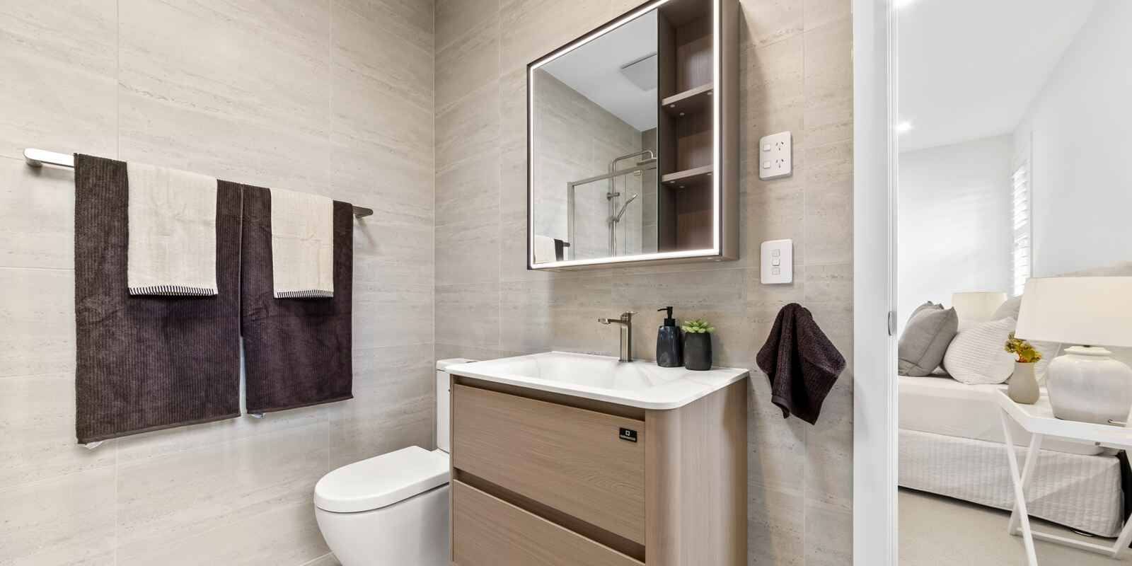 3&4/48-50 Gallipoli Avenue Blackwall