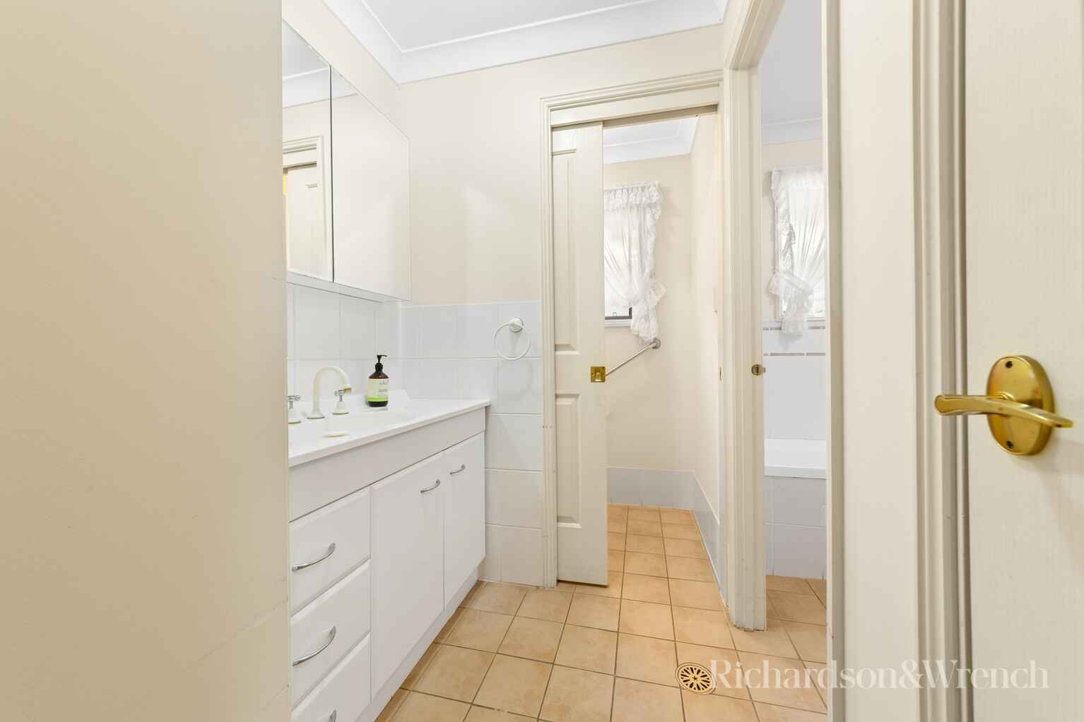 4/67 Ocean Beach Road Woy Woy
