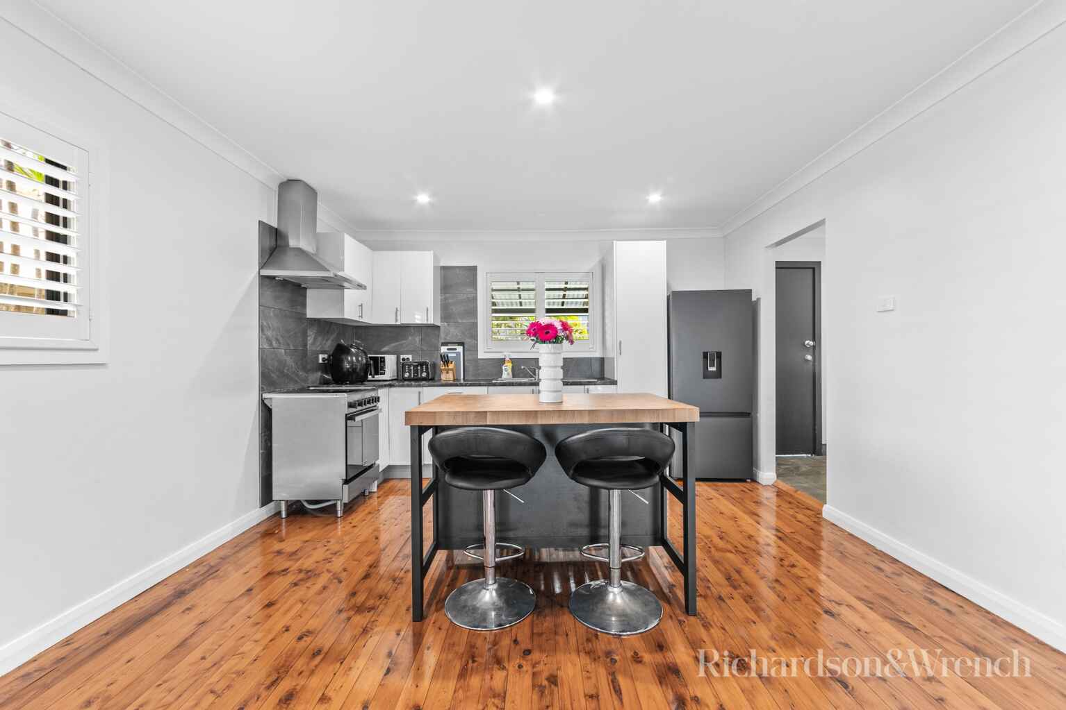 265 Ocean Beach Road Umina Beach 265 Ocean Beach Road Umina Beach