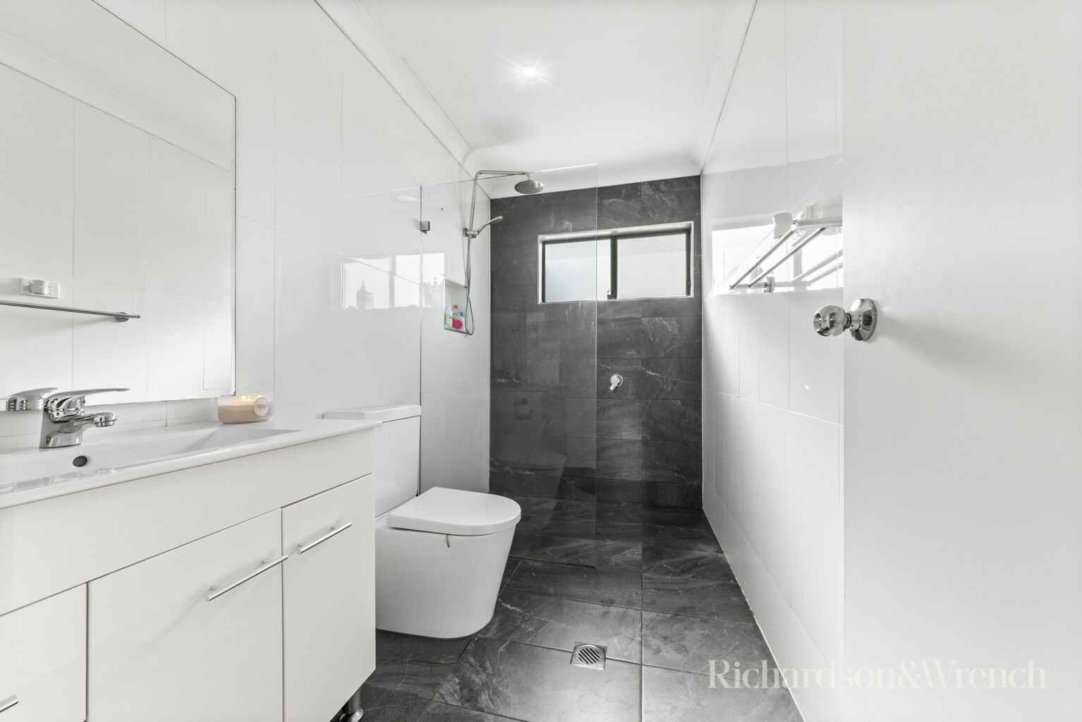 265 Ocean Beach Road Umina Beach 265 Ocean Beach Road Umina Beach