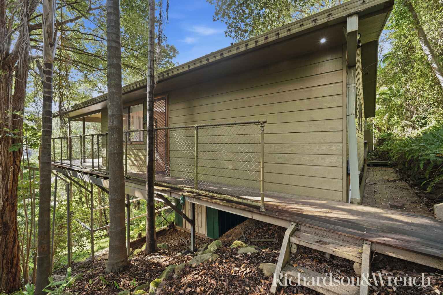 19 Sublime Point Avenue Tascott