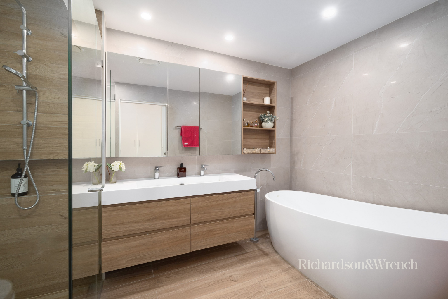707/8 Kendall Street Gosford